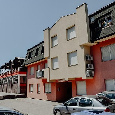 Apartman M5 Ðakovo Eksteriør billede