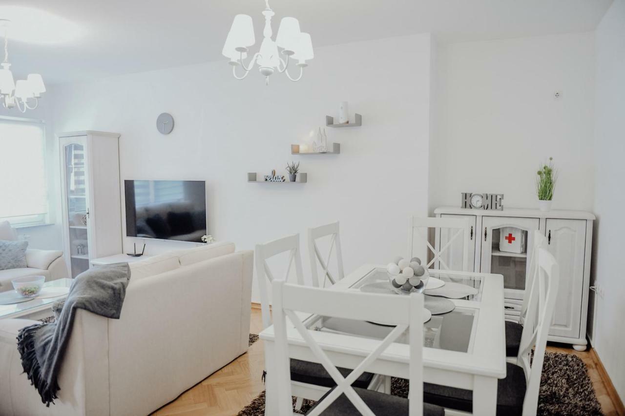 Apartman M5 Ðakovo Eksteriør billede