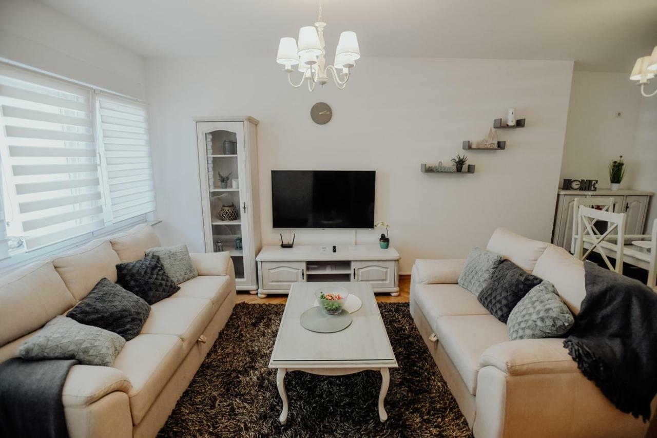 Apartman M5 Ðakovo Eksteriør billede