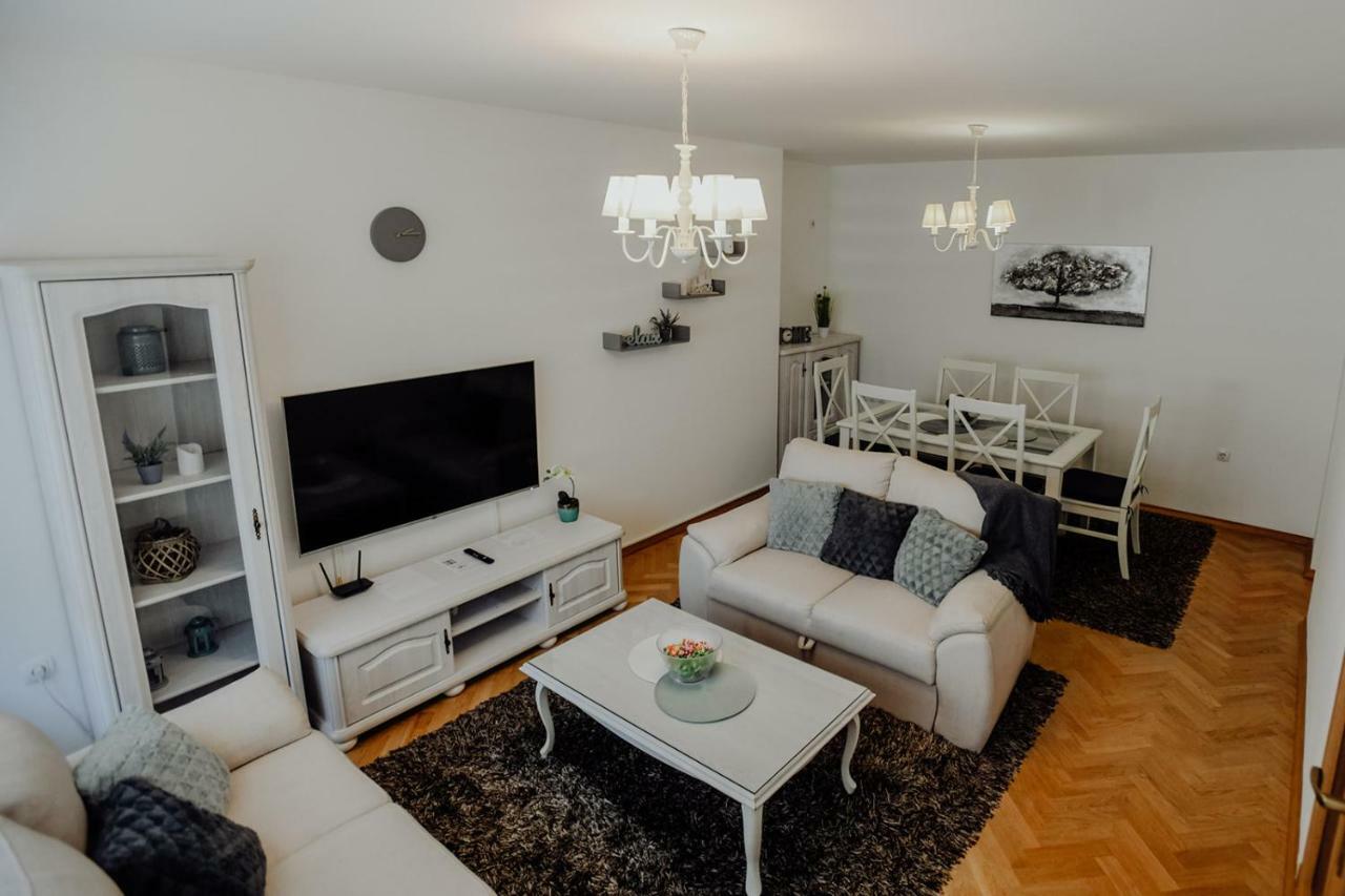 Apartman M5 Ðakovo Eksteriør billede