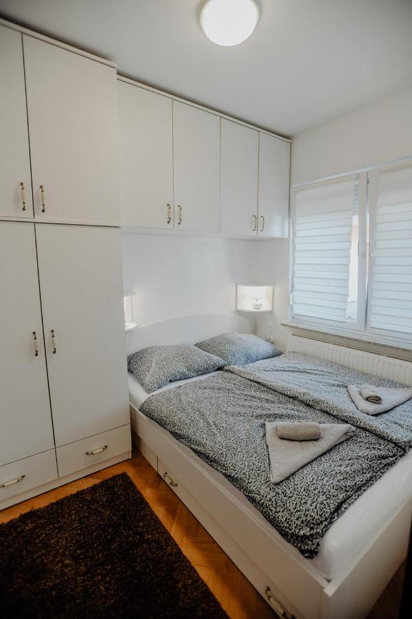 Apartman M5 Ðakovo Eksteriør billede